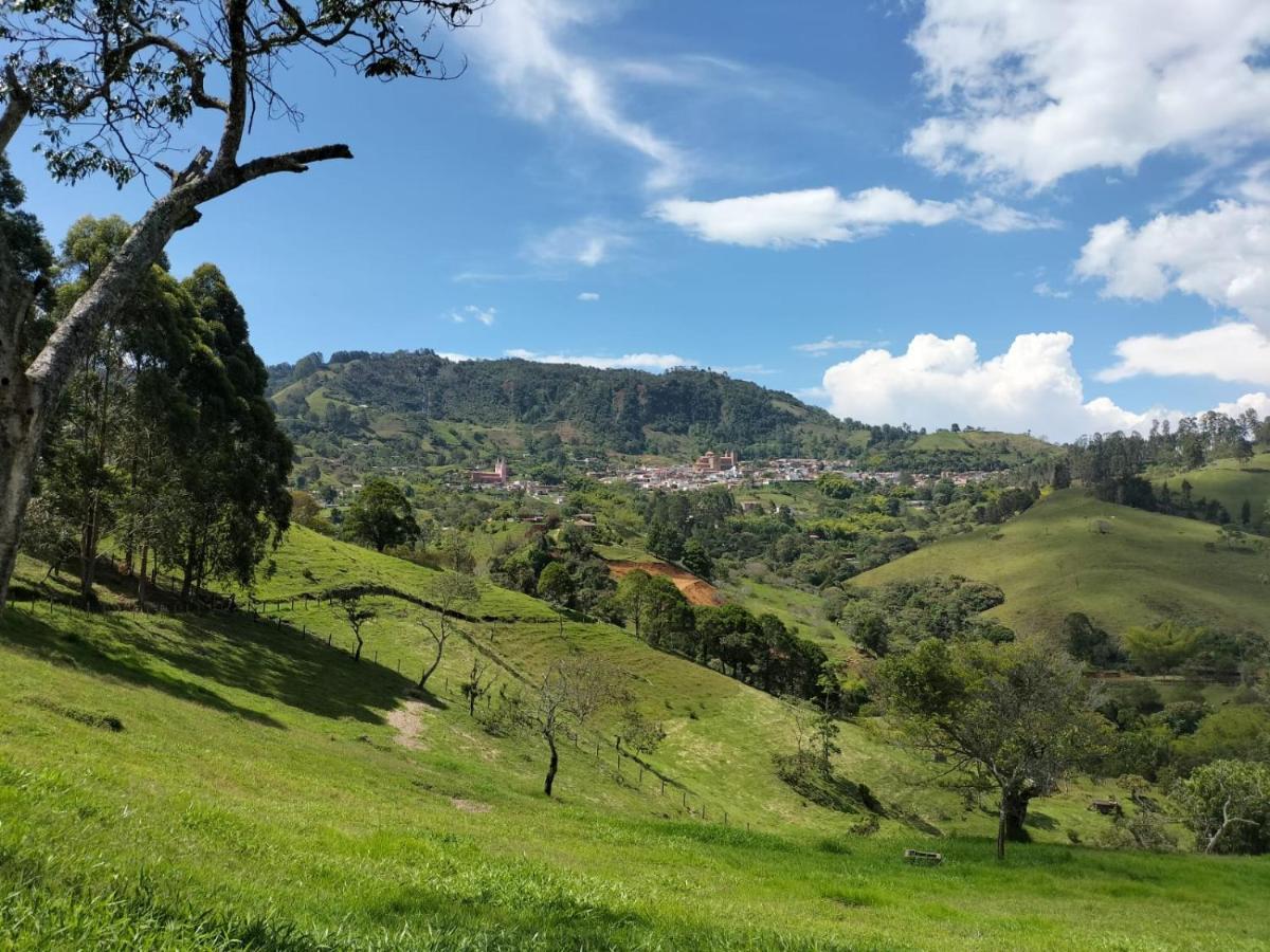 Spanglish Colombia Hotel เฮรีโค ภายนอก รูปภาพ