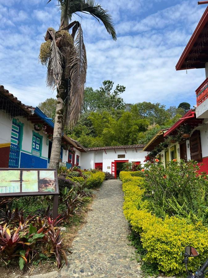 Spanglish Colombia Hotel เฮรีโค ภายนอก รูปภาพ